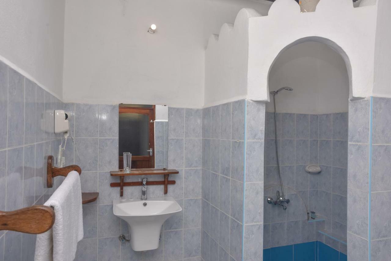 Pearl Beach Resort & Spa Zanzibar Hotell 5*